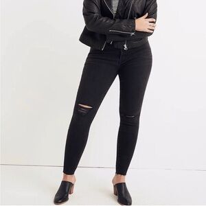 Madewell 9” High Rise Skinny Jeans Size 37T Black Sea Distressed H2360 Rocker